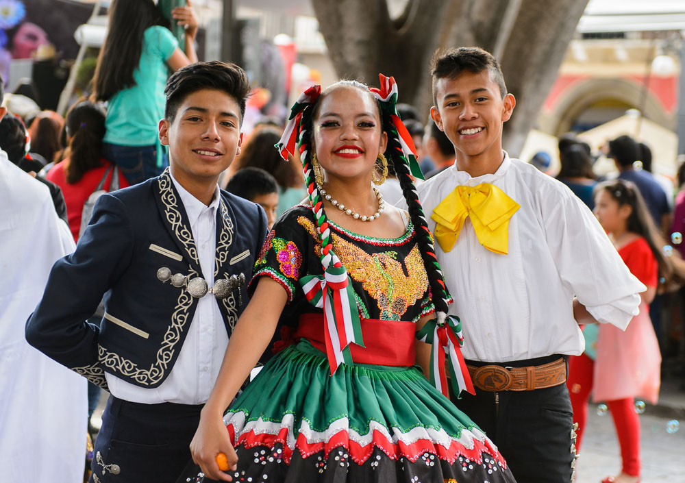 Plans for November: Use Miles to Celebrate the Dead in Mexico | TryMiles
